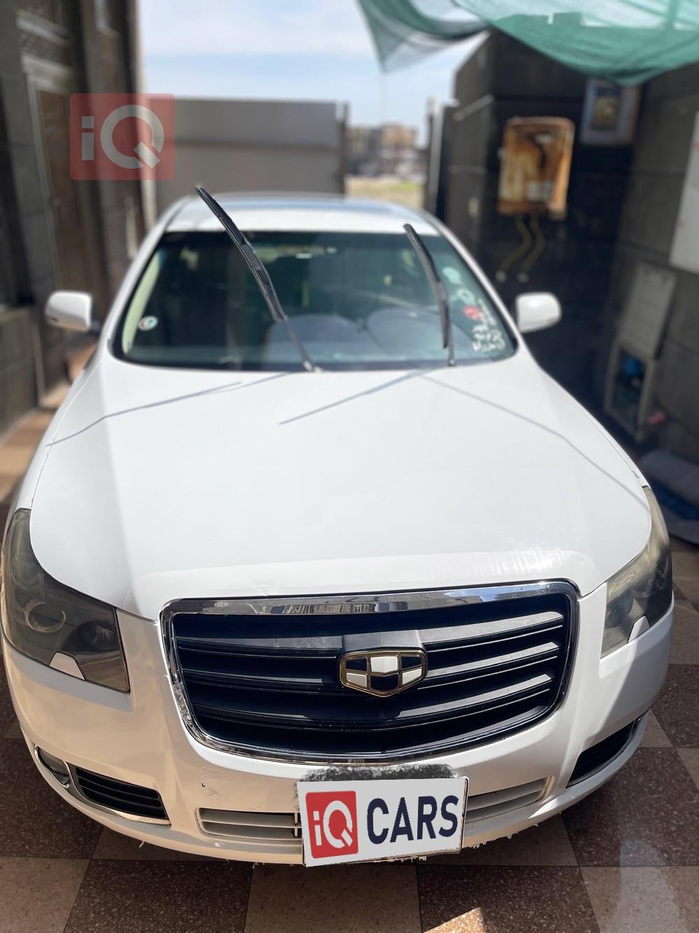 جيلي امجراند EC8